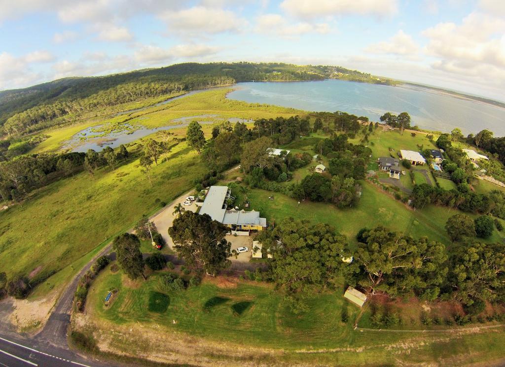 Top Of The Lake Holiday Units Merimbula Exterior photo